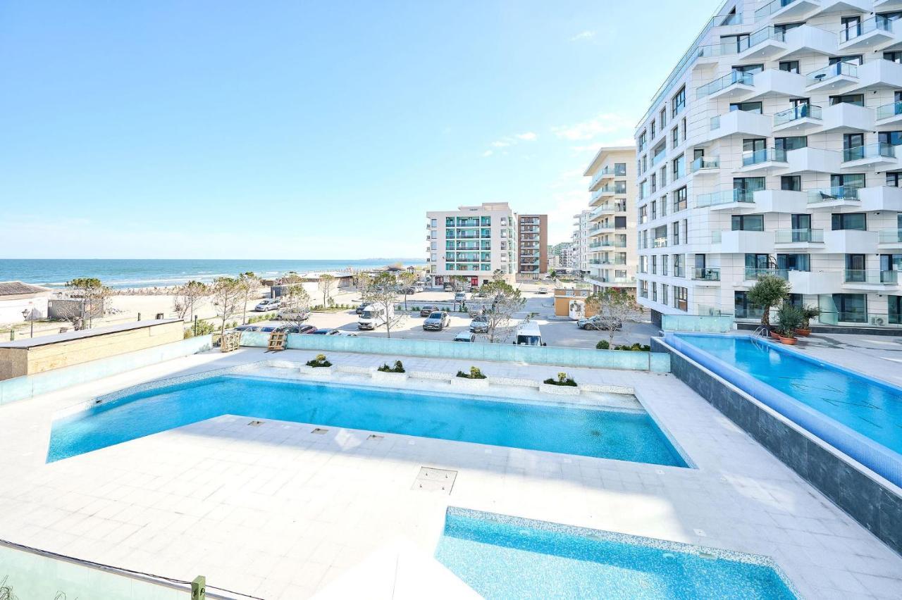 Vlezal Apartment Spa&Pool Beach Resort Mamaia Exterior foto