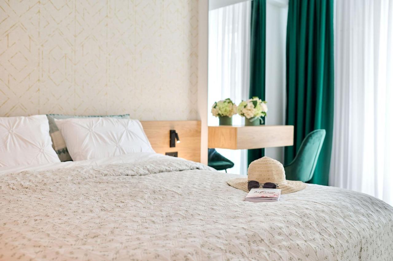 Vlezal Apartment Spa&Pool Beach Resort Mamaia Exterior foto