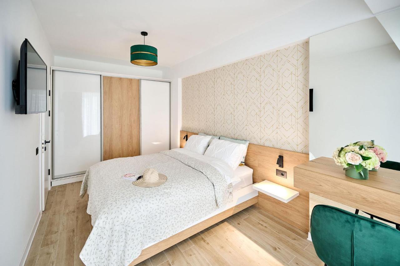 Vlezal Apartment Spa&Pool Beach Resort Mamaia Exterior foto