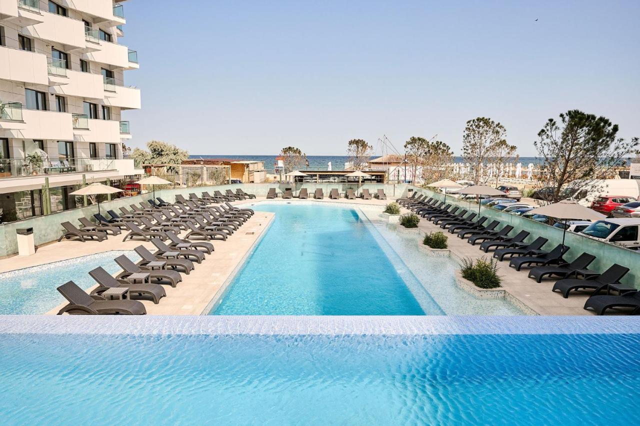 Vlezal Apartment Spa&Pool Beach Resort Mamaia Exterior foto